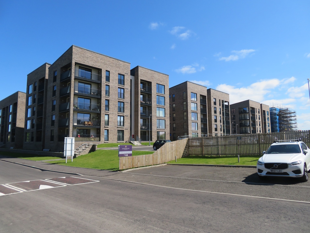 Dumbarton - Queenswater