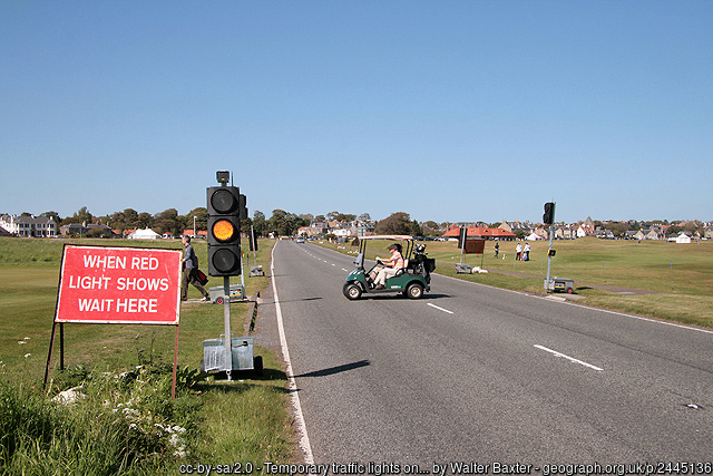 Temporary traffic lights on the A198 at Gullane