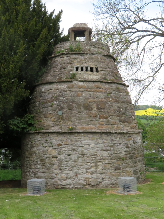 Linlithgow - Learmonth Gardens