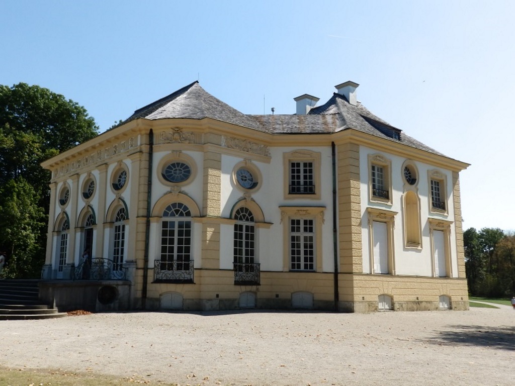 Munich Nymphenburg - Badenburg