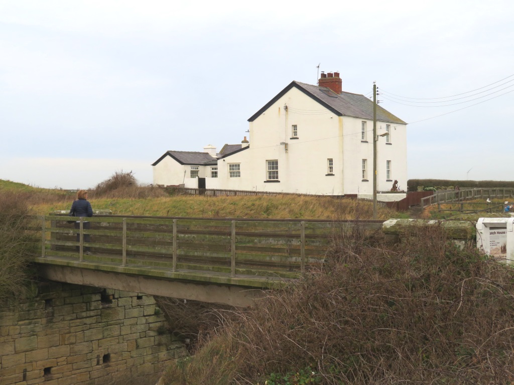 Seaton Sluice - Over 'The Cut'