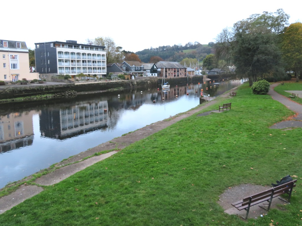 Totnes - Vire Island